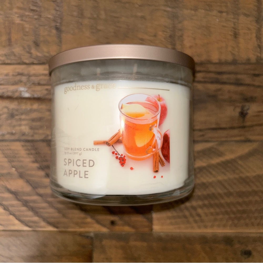 goodness & grace Spiced Apple Candle